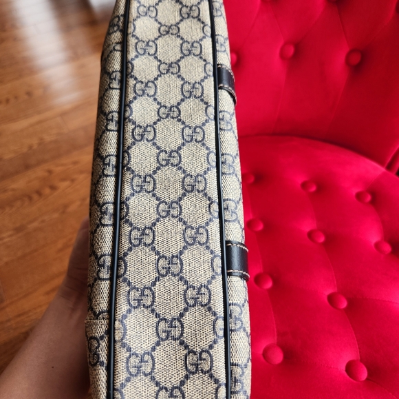 Authentic Gucci Supreme Monogram Laptop Document Bag Preloved - Picture 7 of 17